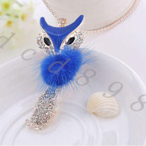 ** BRAND NEW ** BLUE FOX NECKLACE W/ CRYSTAL INLAY